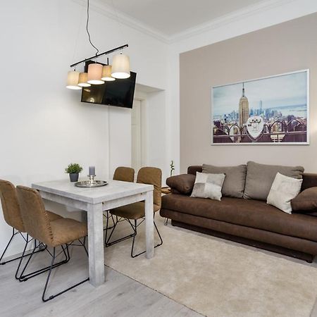 ברלין The Lohmeyerstr Hh, 2 Bed Rooms Up To 5 People מראה חיצוני תמונה
